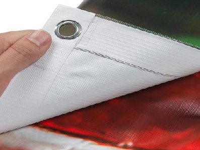 甘洛喷绘和刀刮布的工艺区别。